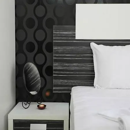 Boutique Rainbow 4 Otel