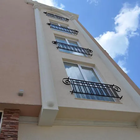 Boutique Rainbow 4 Hotel Słoneczny Brzeg