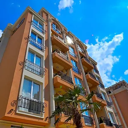 Boutique Rainbow 4 Hotel 3*