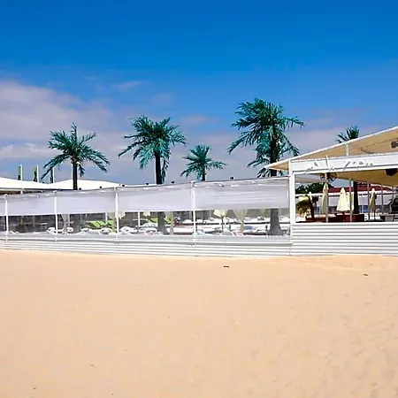 Boutique Rainbow 4 Hotel