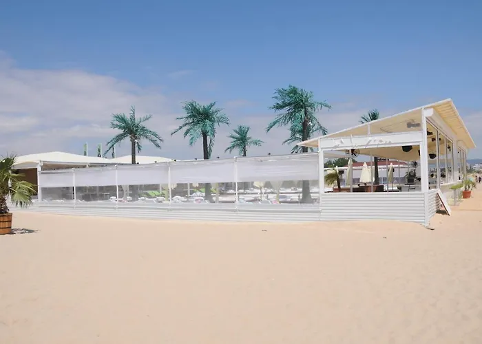 Boutique Rainbow 4 Sunny Beach