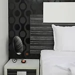 Boutique Rainbow 4 Hotel